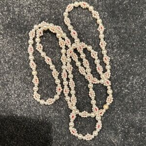 Elegant Ivory Pearl Bead Necklace with Red bead Accents